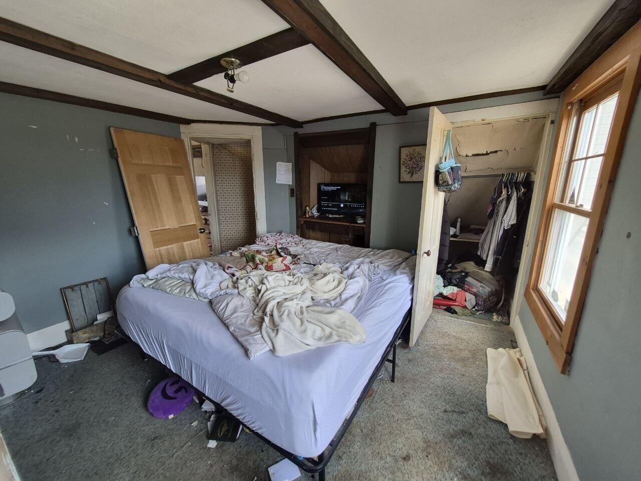 27 Royal Street Winthrop ME 04364