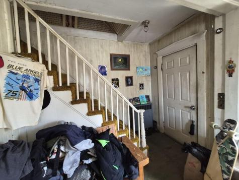 27 Royal Street Winthrop ME 04364