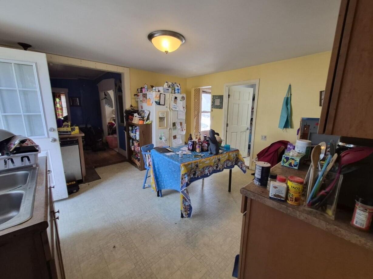27 Royal Street Winthrop ME 04364