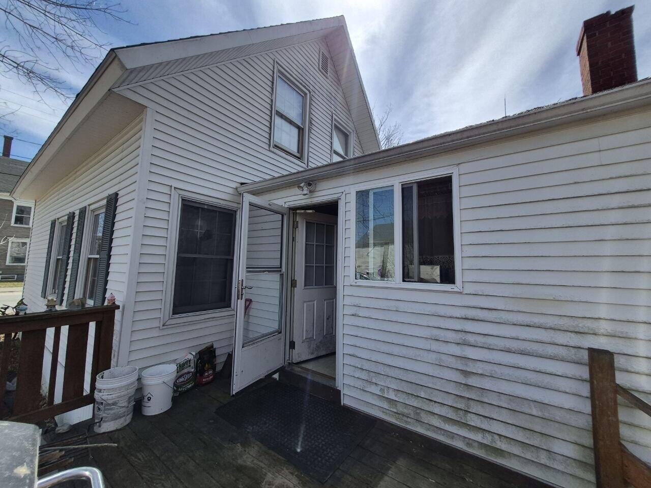 27 Royal Street Winthrop ME 04364