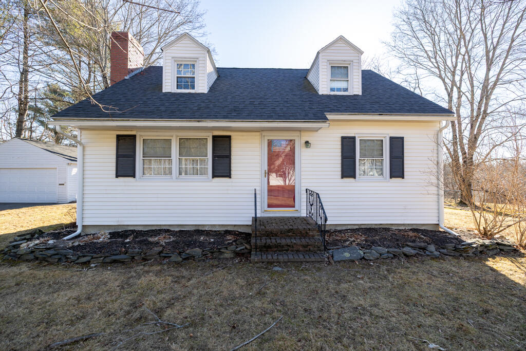 93 Adams Street Gardiner ME 04345