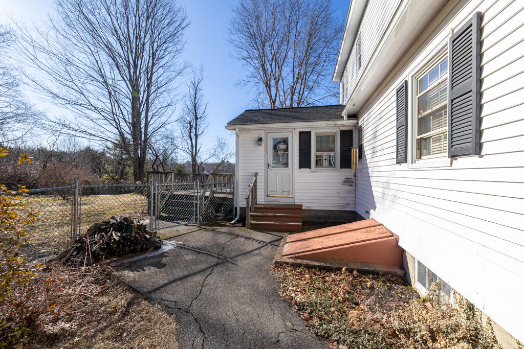 93 Adams Street Gardiner ME 04345