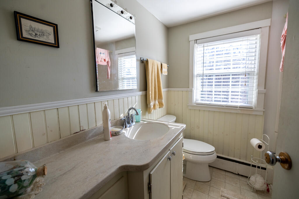 93 Adams Street Gardiner ME 04345