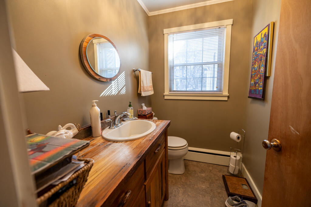 93 Adams Street Gardiner ME 04345