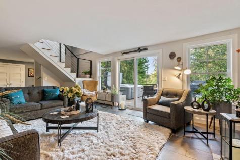 144 Two Lights Road Cape Elizabeth ME 04107