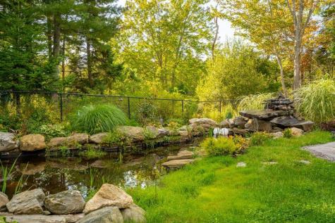 144 Two Lights Road Cape Elizabeth ME 04107