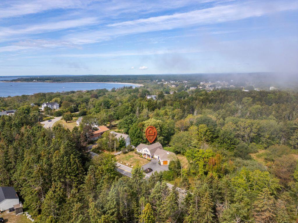 144 Two Lights Road Cape Elizabeth ME 04107