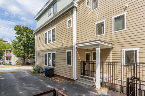 32 Turner Street Portland ME 04101