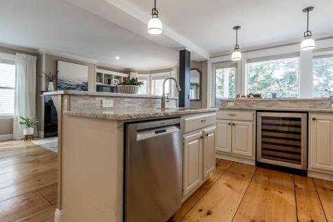 32 Turner Street Portland ME 04101