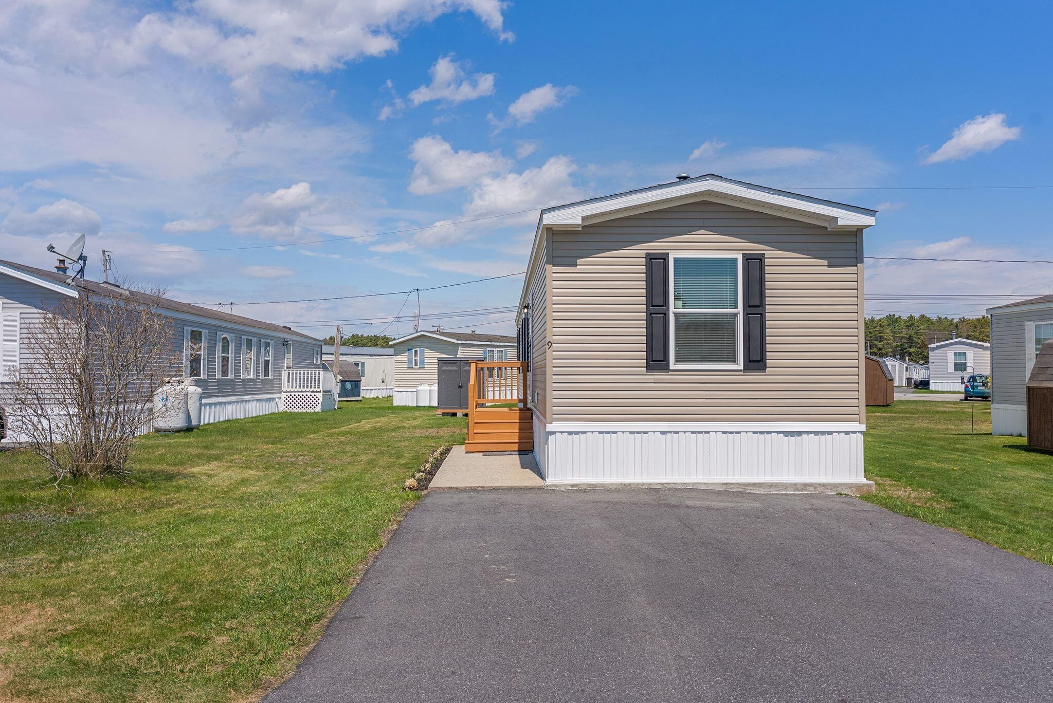 9 Circus Place Brunswick ME 04011