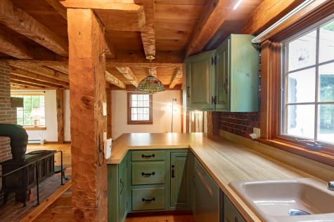 24 Payne Road York ME 03909
