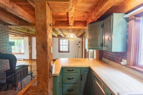 24 Payne Road York ME 03909