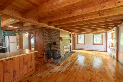 24 Payne Road York ME 03909