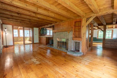 24 Payne Road York ME 03909