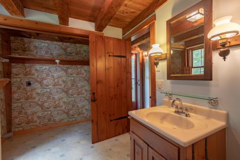 24 Payne Road York ME 03909