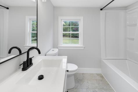 71 Jordan Road Mechanic Falls ME 04256