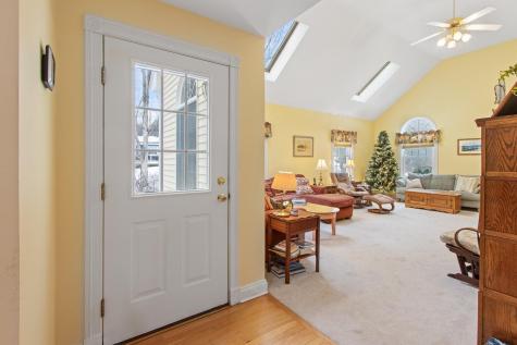 51 Old Field Road Yarmouth ME 04096