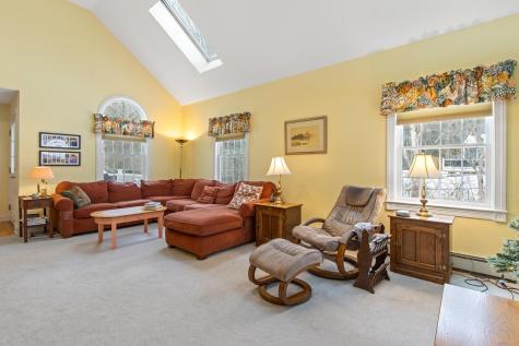 51 Old Field Road Yarmouth ME 04096