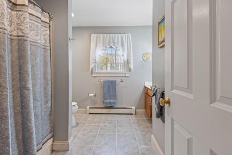 51 Old Field Road Yarmouth ME 04096