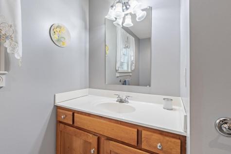 51 Old Field Road Yarmouth ME 04096