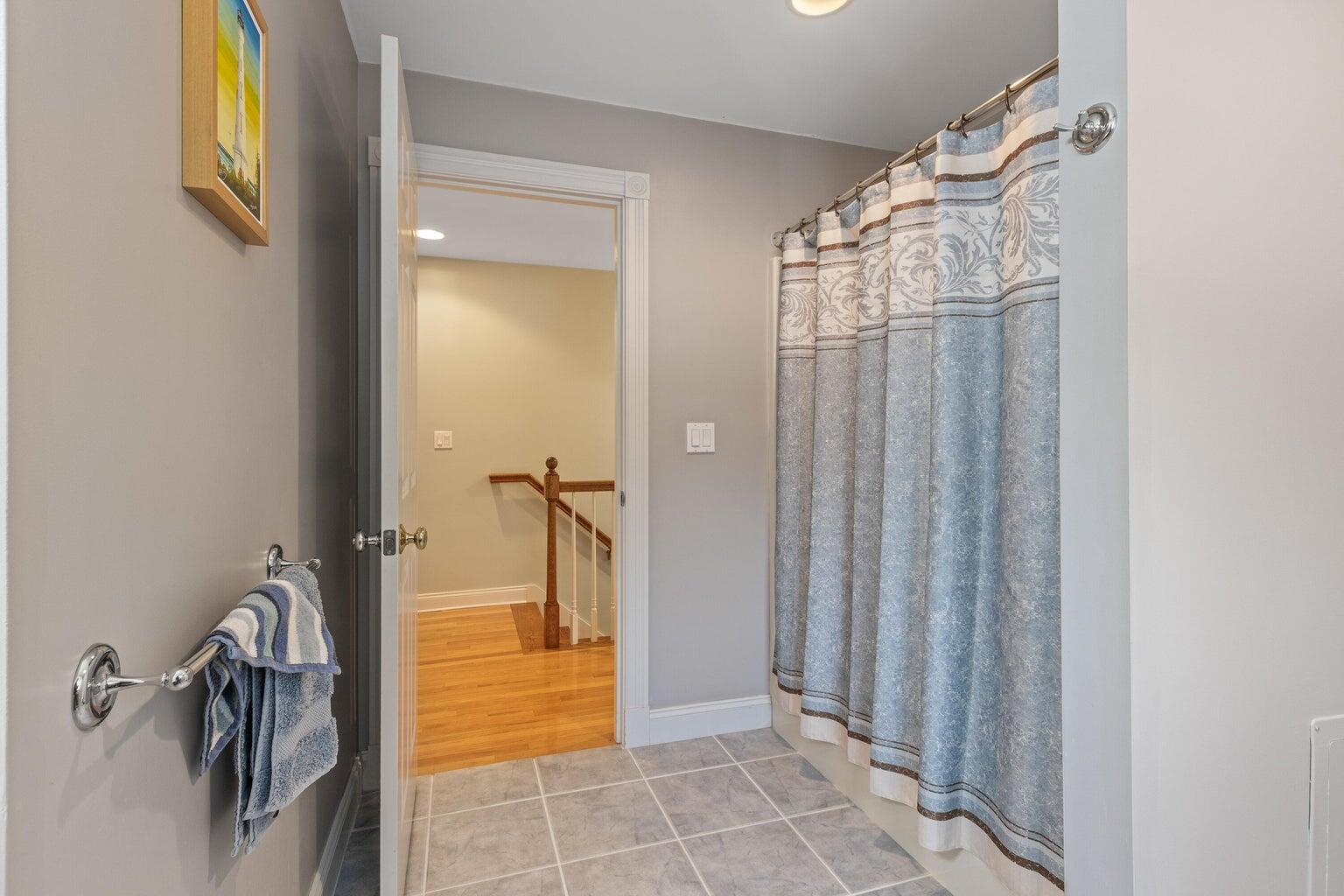 51 Old Field Road Yarmouth ME 04096