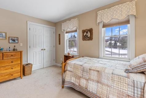 51 Old Field Road Yarmouth ME 04096