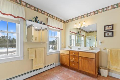 51 Old Field Road Yarmouth ME 04096