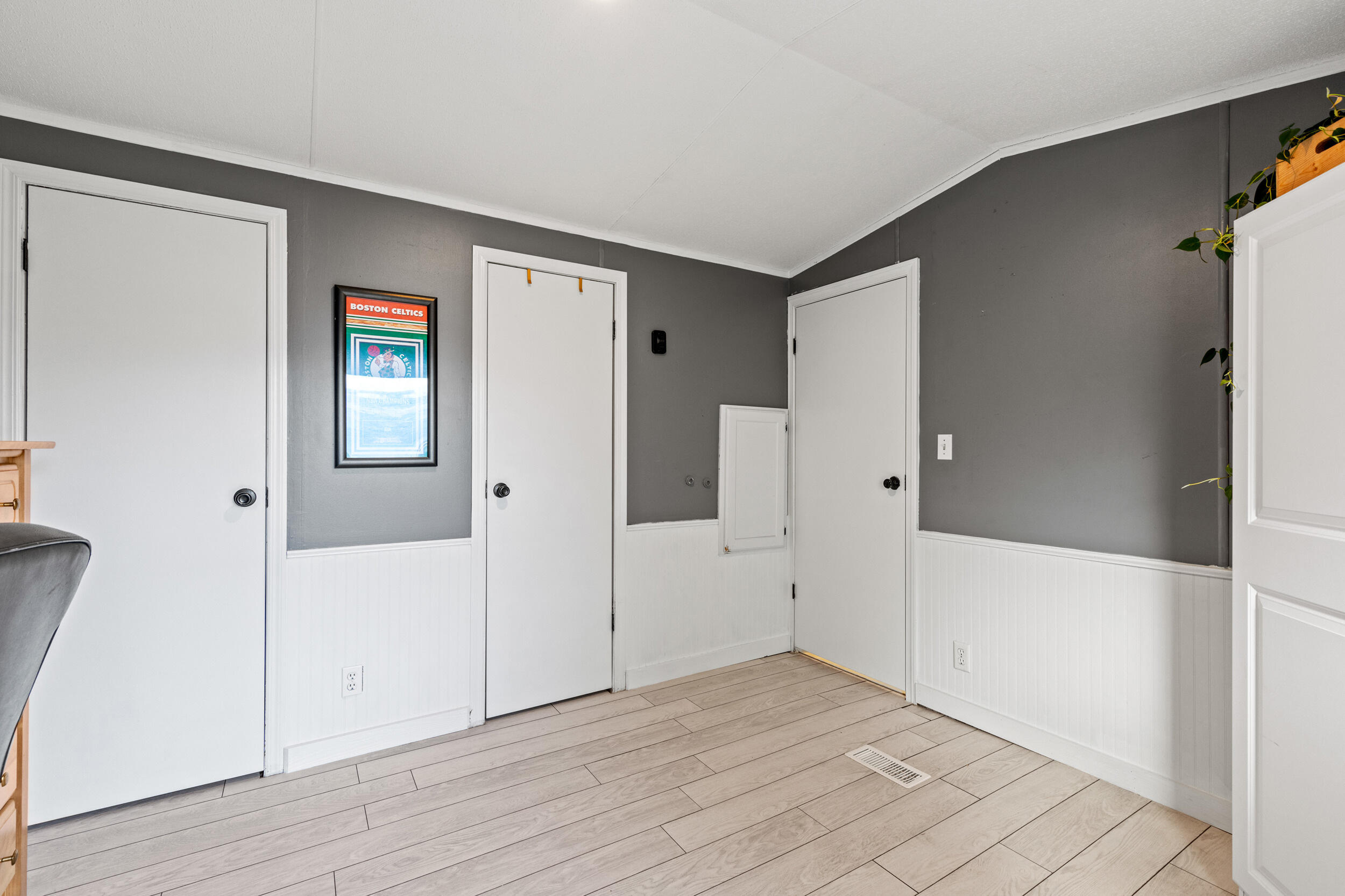 15 Tufton Street Brunswick ME 04011