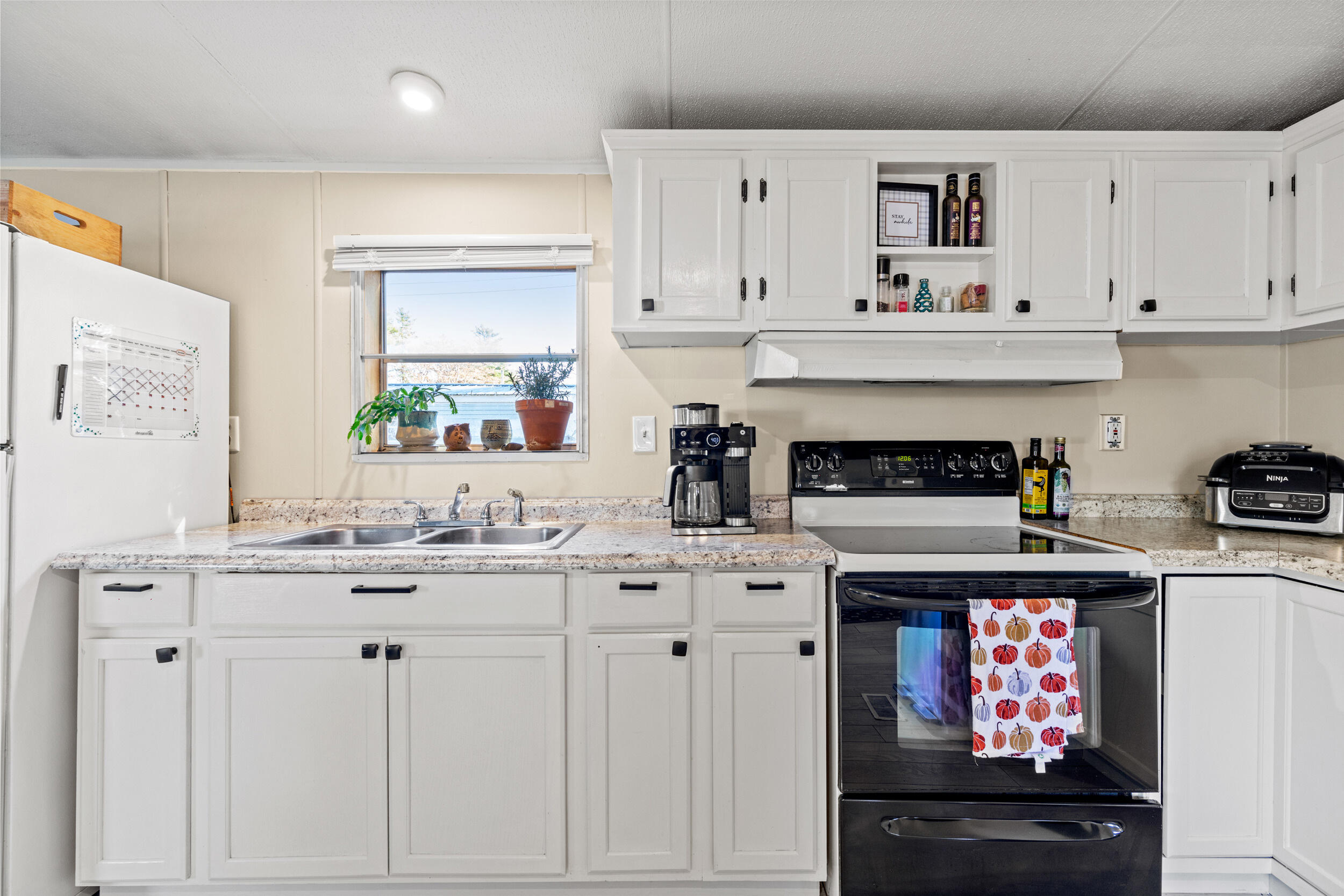 15 Tufton Street Brunswick ME 04011