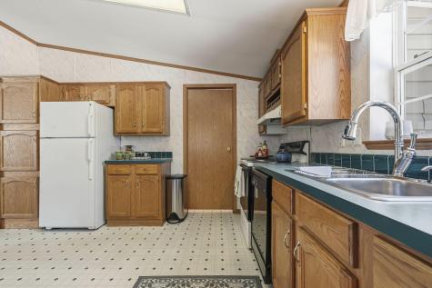 29 Chickadee Drive Alfred ME 04002