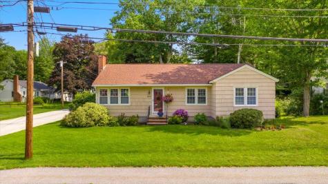 213 Lake Street Auburn ME 04210