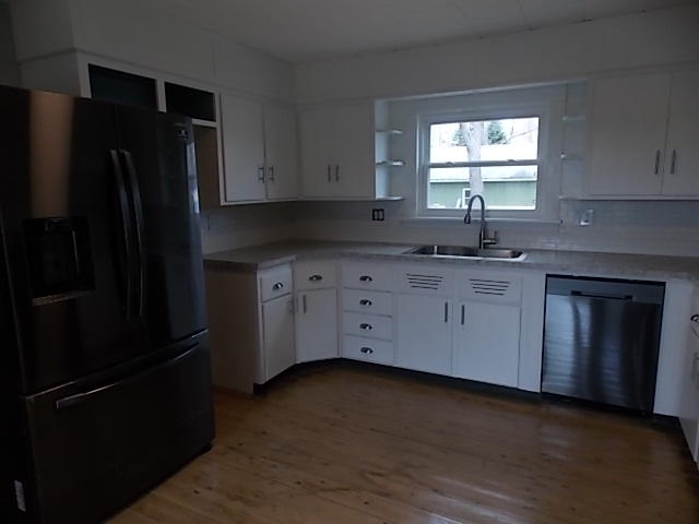 27 Willow Street Gardiner ME 04345