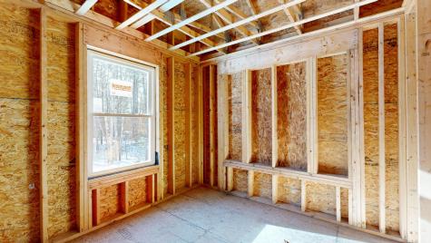 33 Mallard Drive Limerick ME 04048