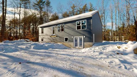 33 Mallard Drive Limerick ME 04048