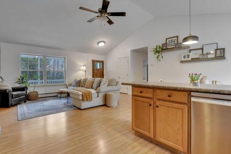 19 Oak Woods Road North Berwick ME 03906