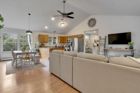 19 Oak Woods Road North Berwick ME 03906