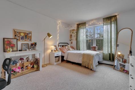 19 Oak Woods Road North Berwick ME 03906