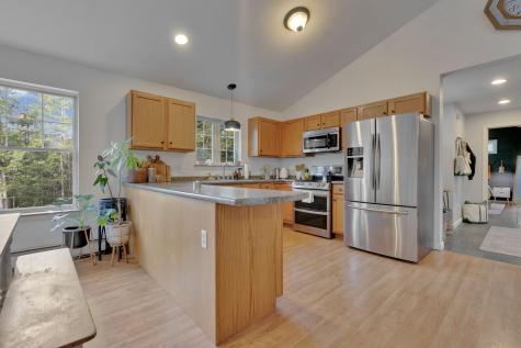 19 Oak Woods Road North Berwick ME 03906