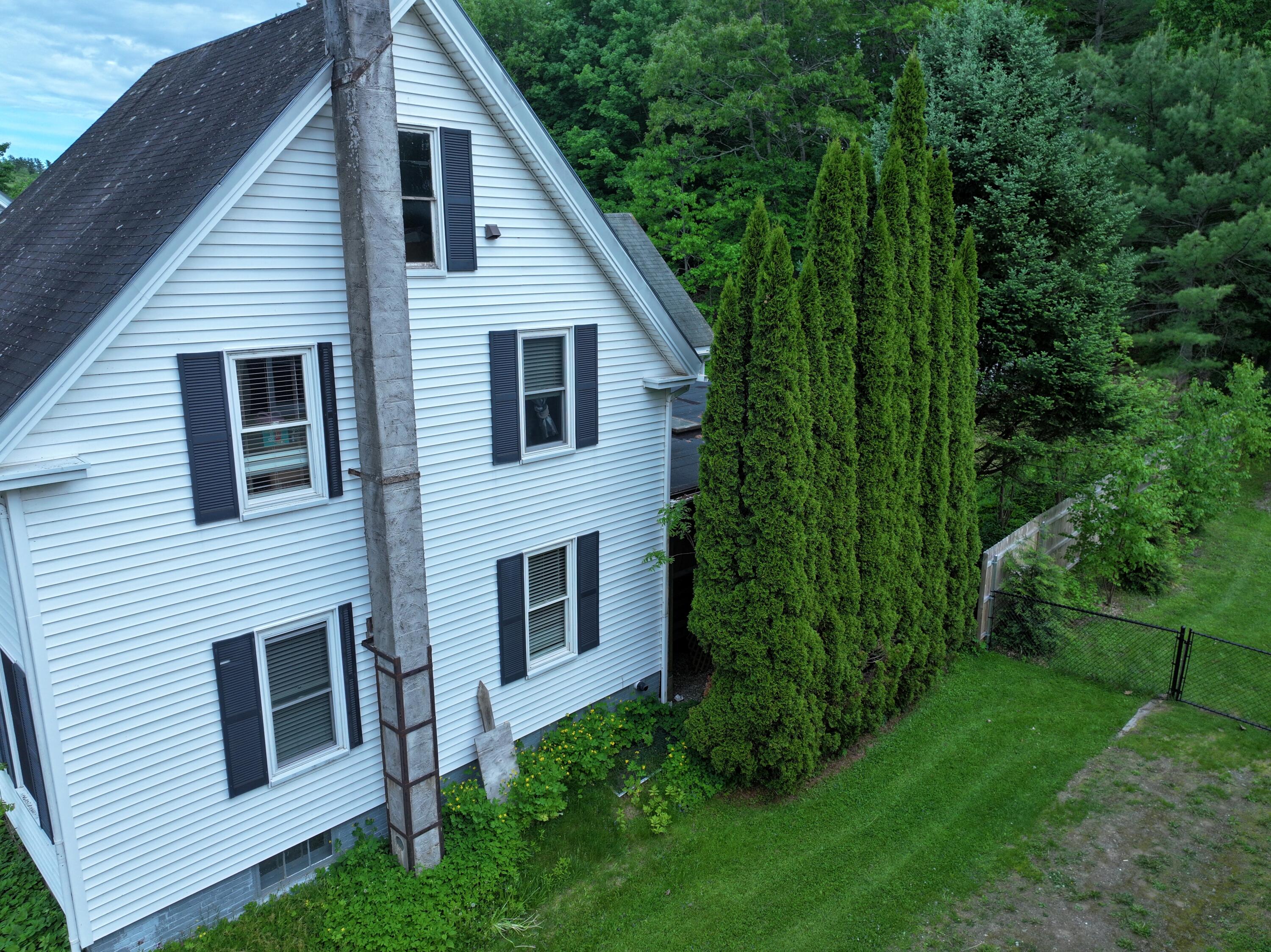 16 Bartlett Street Gardiner ME 04345