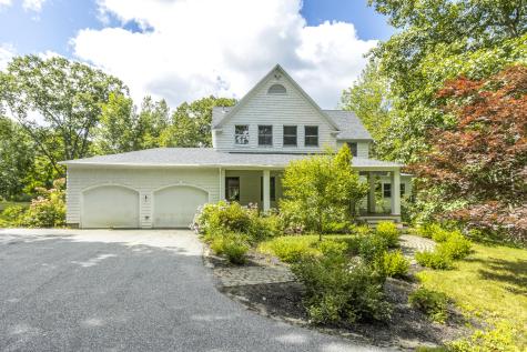 8 Cole Field Road Cape Elizabeth ME 04107