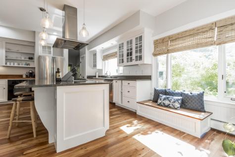 8 Cole Field Road Cape Elizabeth ME 04107