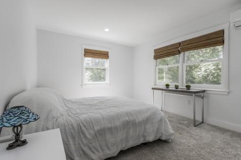 8 Cole Field Road Cape Elizabeth ME 04107