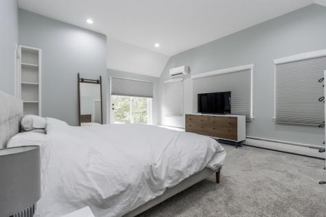 8 Cole Field Road Cape Elizabeth ME 04107