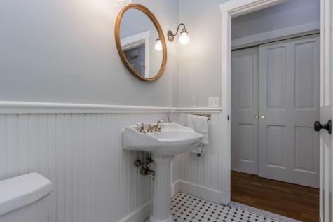 8 Cole Field Road Cape Elizabeth ME 04107