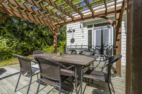 8 Cole Field Road Cape Elizabeth ME 04107