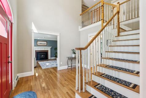 4 Periwinkle Way Falmouth ME 04105