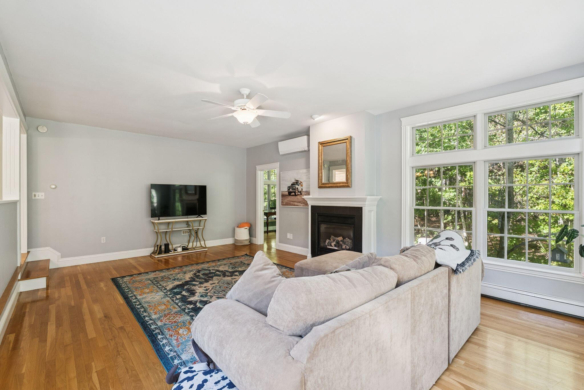 4 Periwinkle Way Falmouth ME 04105