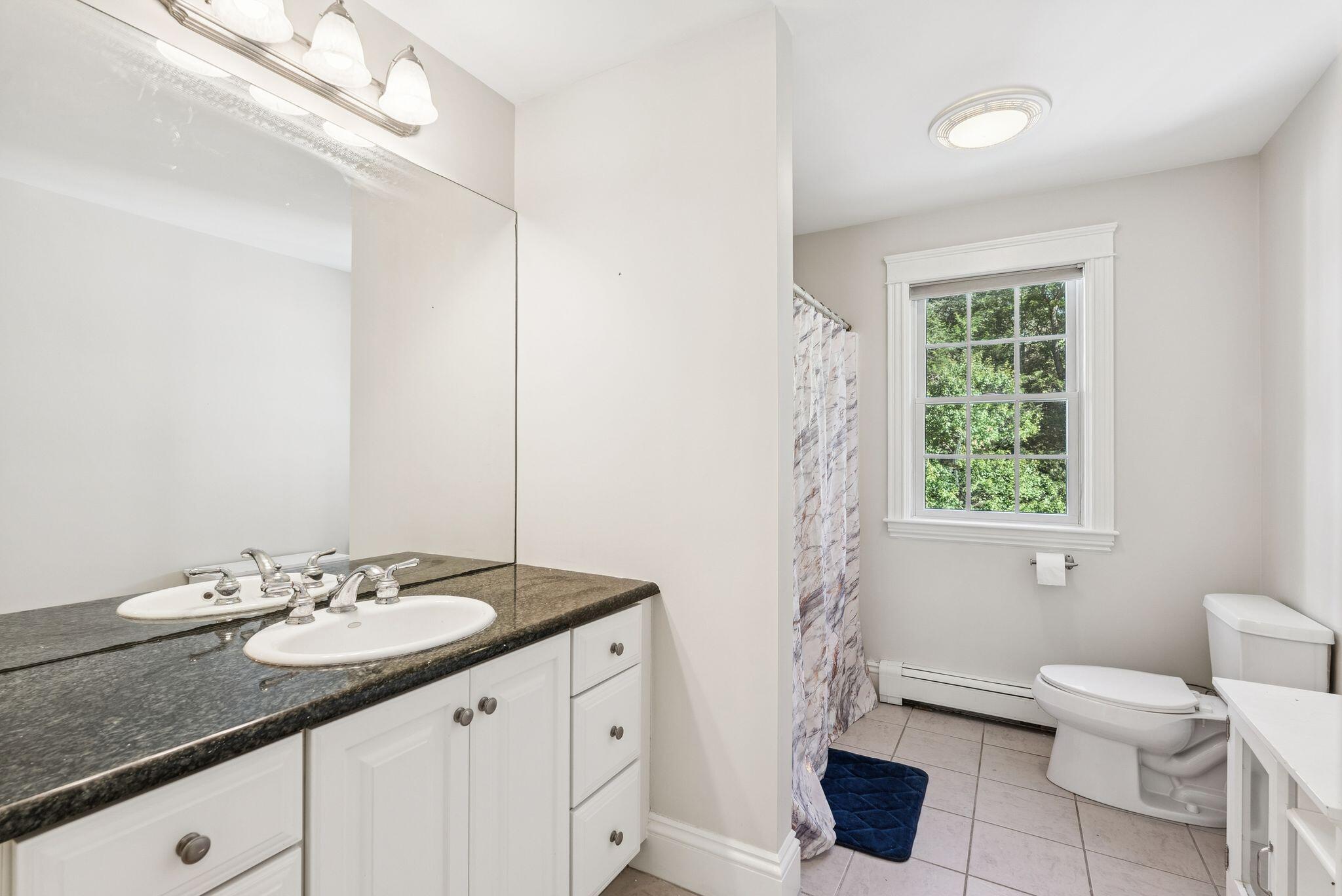 4 Periwinkle Way Falmouth ME 04105