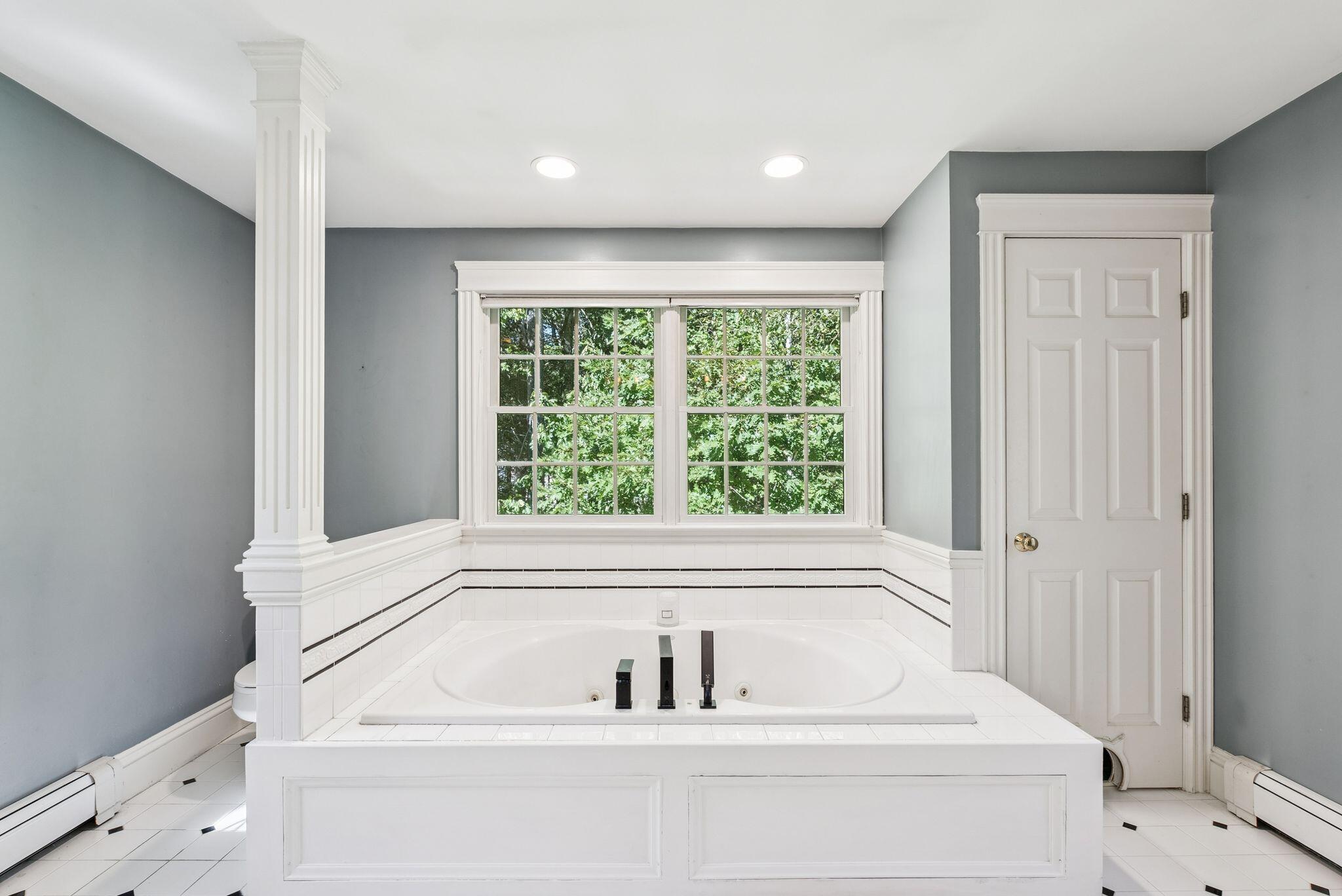 4 Periwinkle Way Falmouth ME 04105