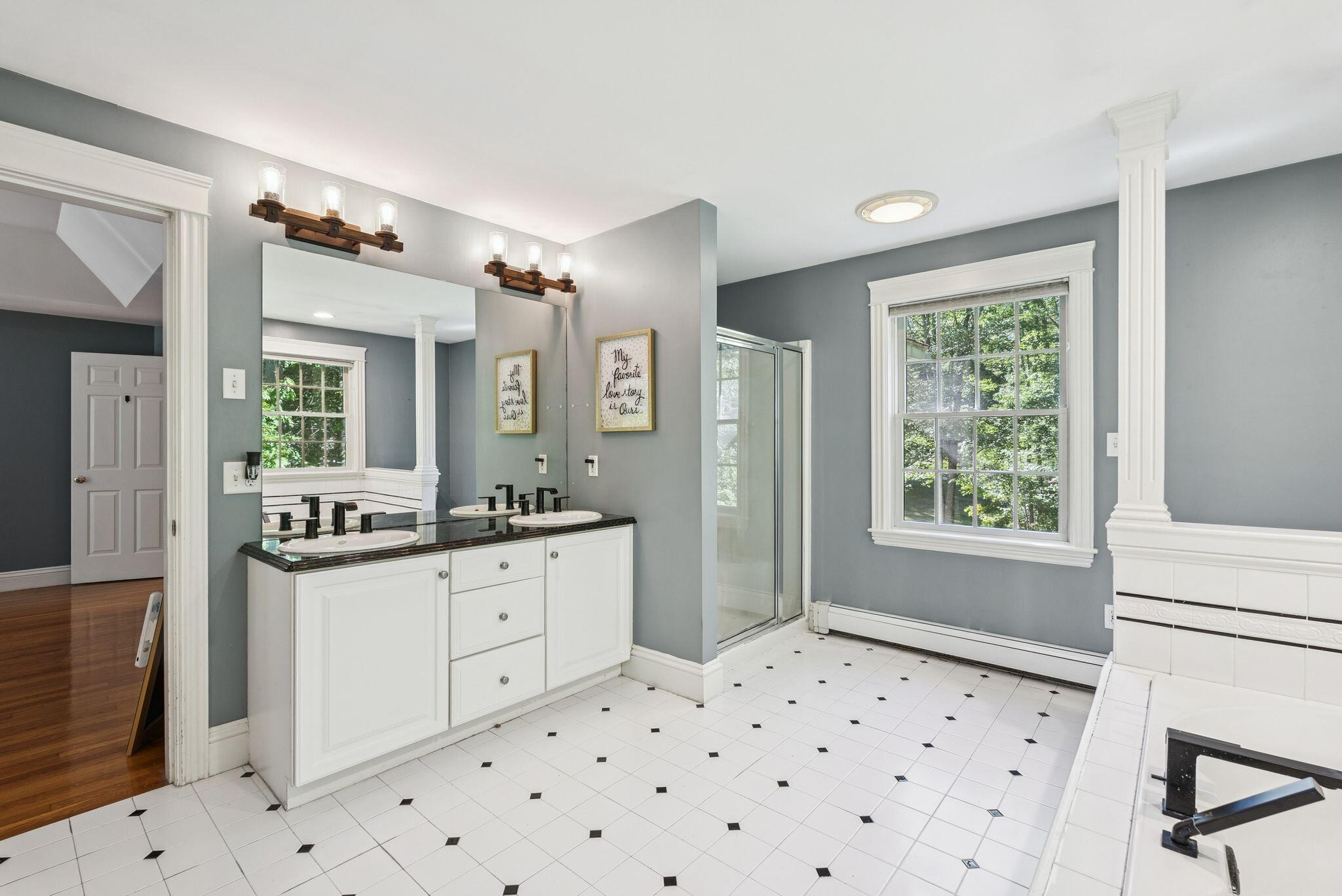 4 Periwinkle Way Falmouth ME 04105